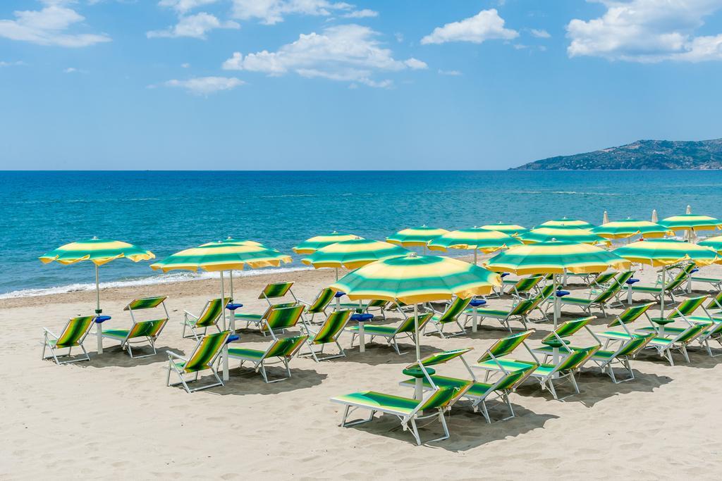 Hotel Bacco أسشيا المظهر الخارجي الصورة